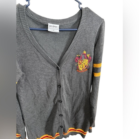 Harry Potter Gryffindor cardigan sweater-Size M - Picture 5 of 5